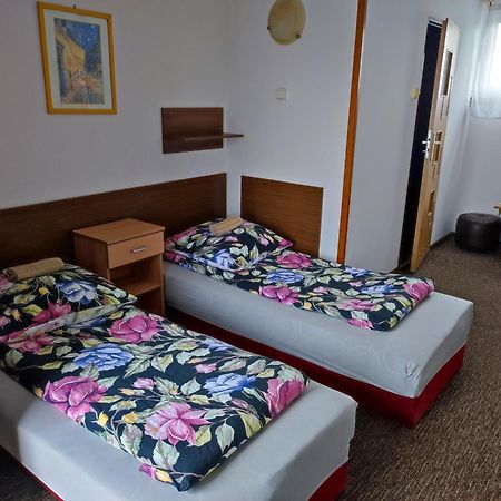Zamość Motel Korona מראה חיצוני תמונה
